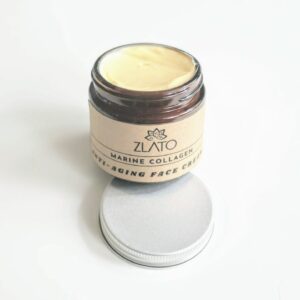 Facial cream with marine algae extract